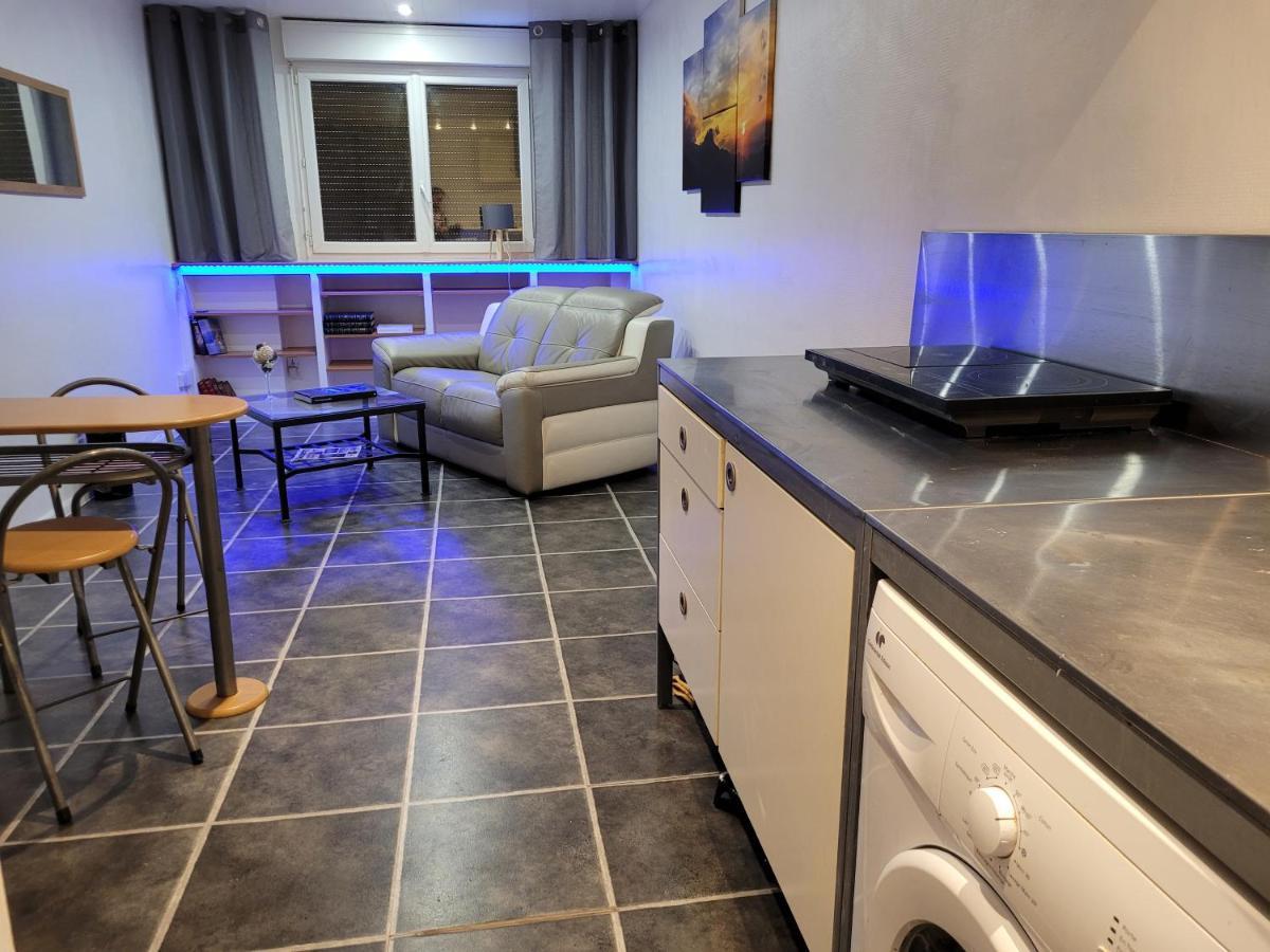 Appartement / Duplex Proche Gare Part-Dieu Lione Esterno foto
